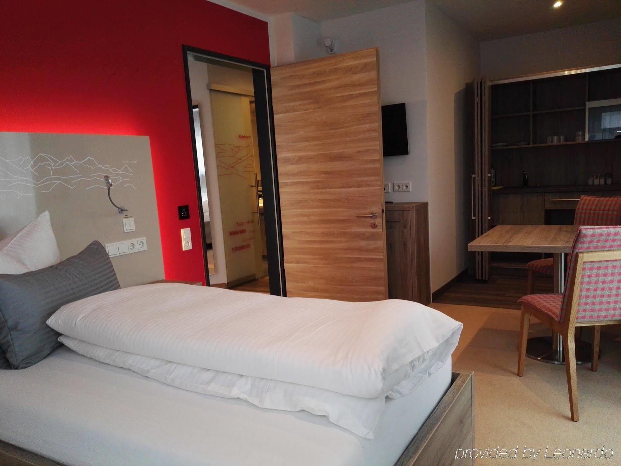 Allgaeu Art Hotel Kempten Bagian luar foto