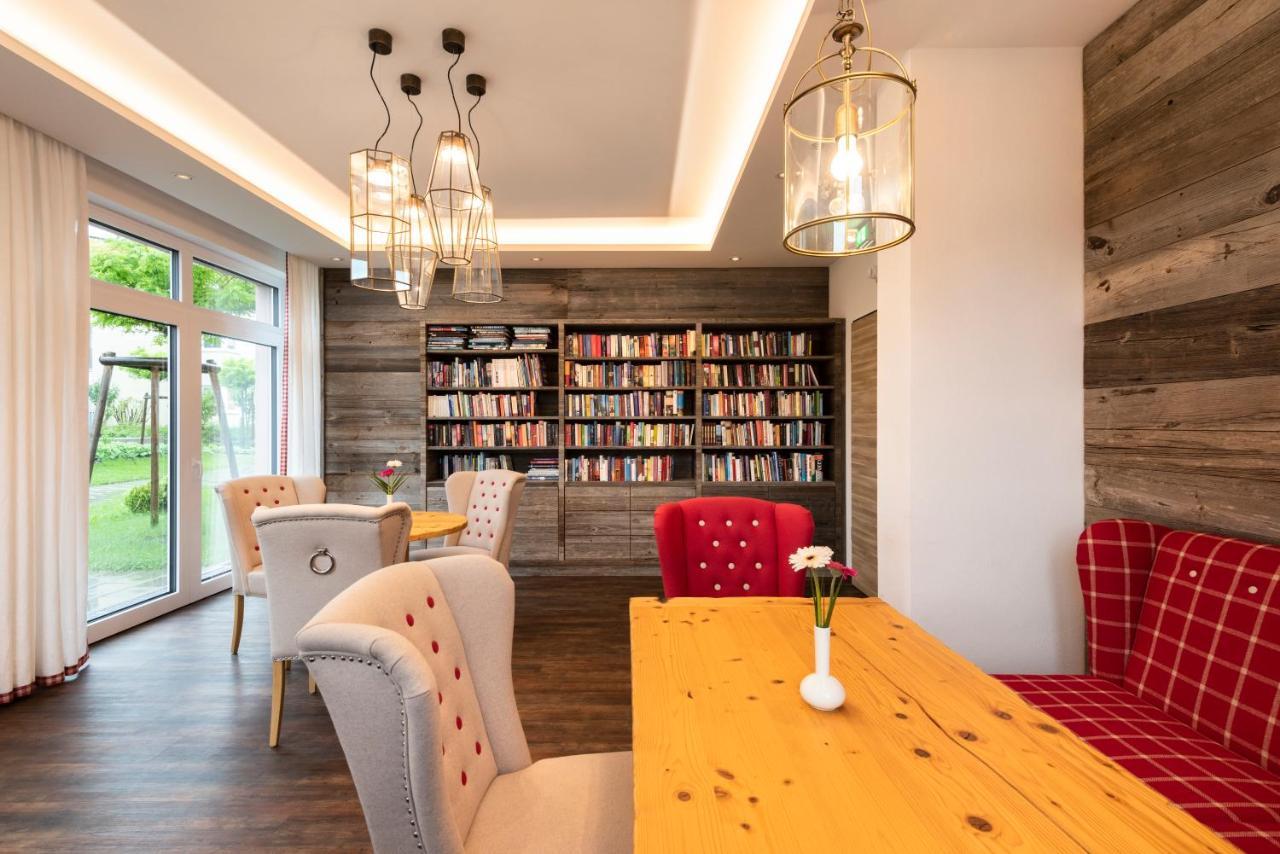 Allgaeu Art Hotel Kempten Bagian luar foto